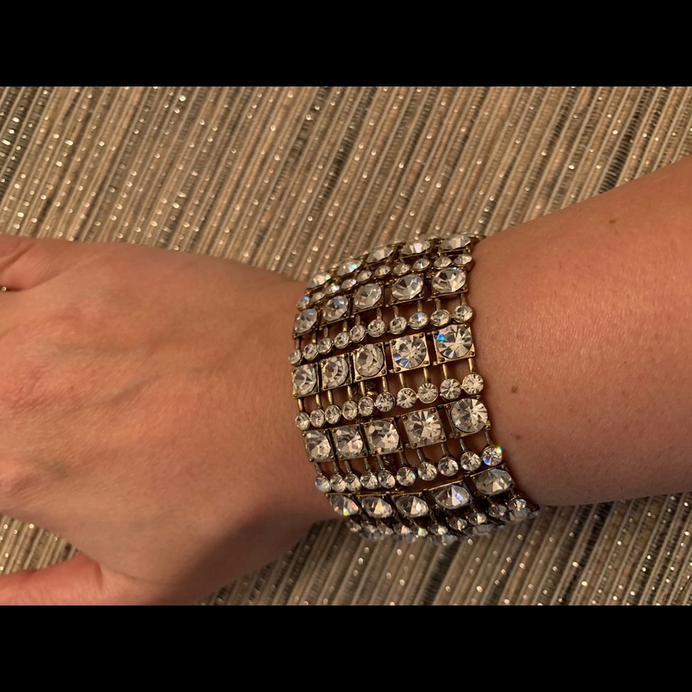 Bracelet (gold with rhinestones)